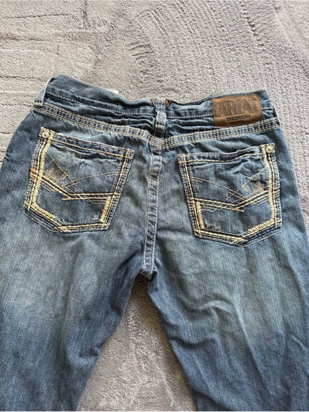 Ariat Medium Blue Straight-Leg Men's Jeans - Picture 5 of 6